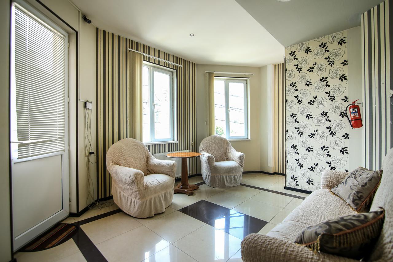 Georgian Palace Tbilisi Zewnętrze zdjęcie